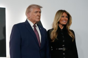 Trump Melania embarrassing - Trump Turns Heads Over This Embarrassing Moment With Melania At Movie Premiere