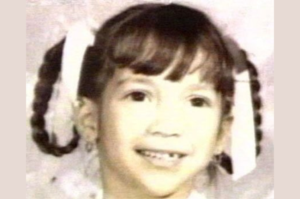 She Grew Up In A Cramped Apartment With Her Big Family, Today Everyone Knows Her Name